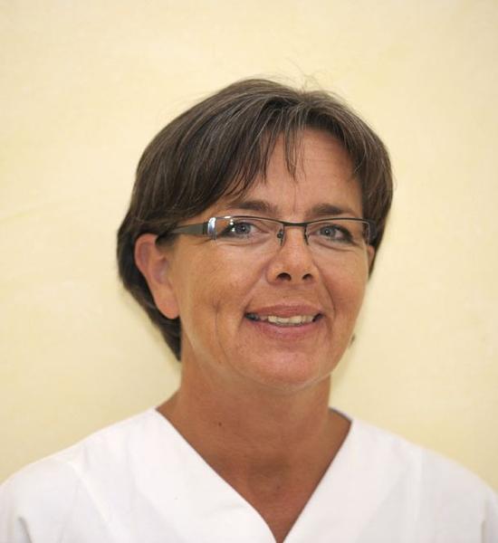 Stationsleiterin, Fachkrankenschwester für Nephrologie (DKG), Praxisanleiterin